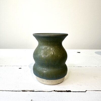Diva vase - støvet grøn
